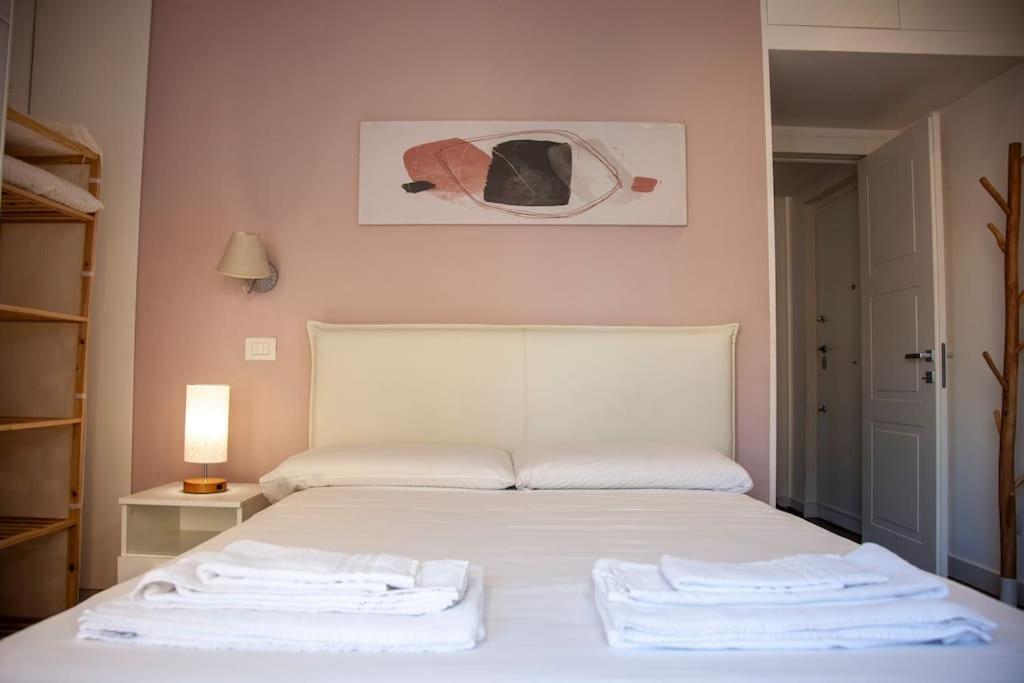 Modern And Stylish Flat Next To Metro Appartamento Roma